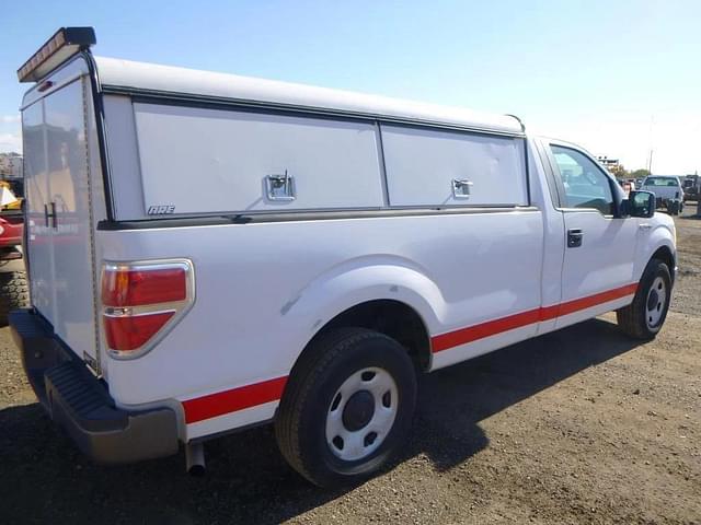 Image of Ford F-150 equipment image 2