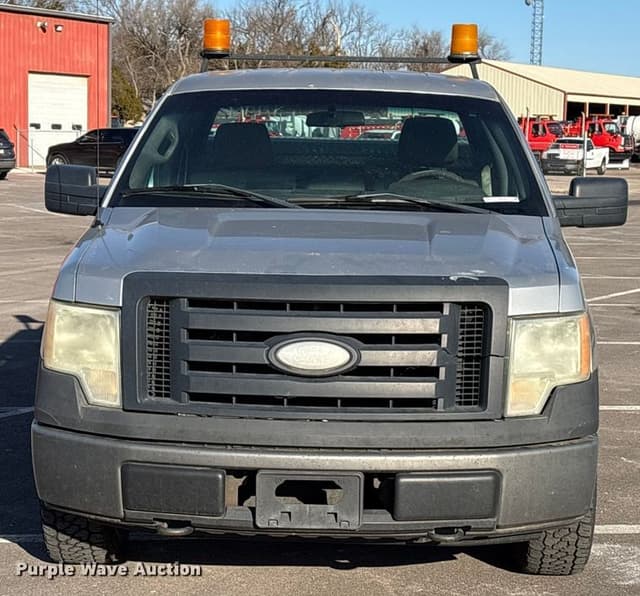 Image of Ford F-150 equipment image 1