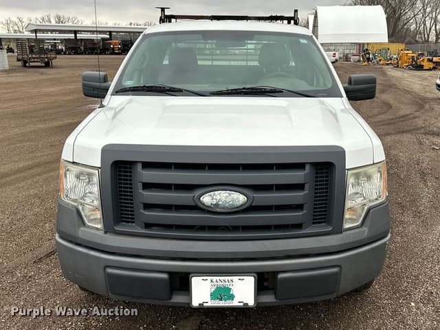 Image of Ford F-150 equipment image 2