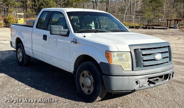 Image of Ford F-150 equipment image 2