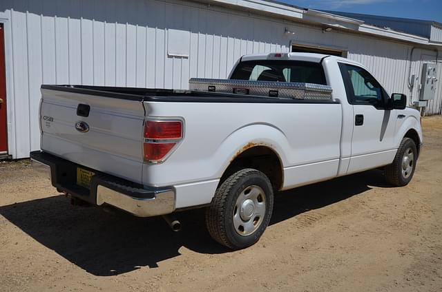 Image of Ford F-150 equipment image 2