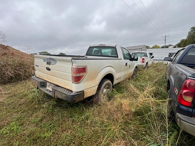 Image of Ford F-150 equipment image 2