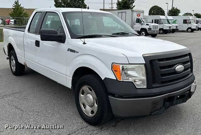 Image of Ford F-150 equipment image 2