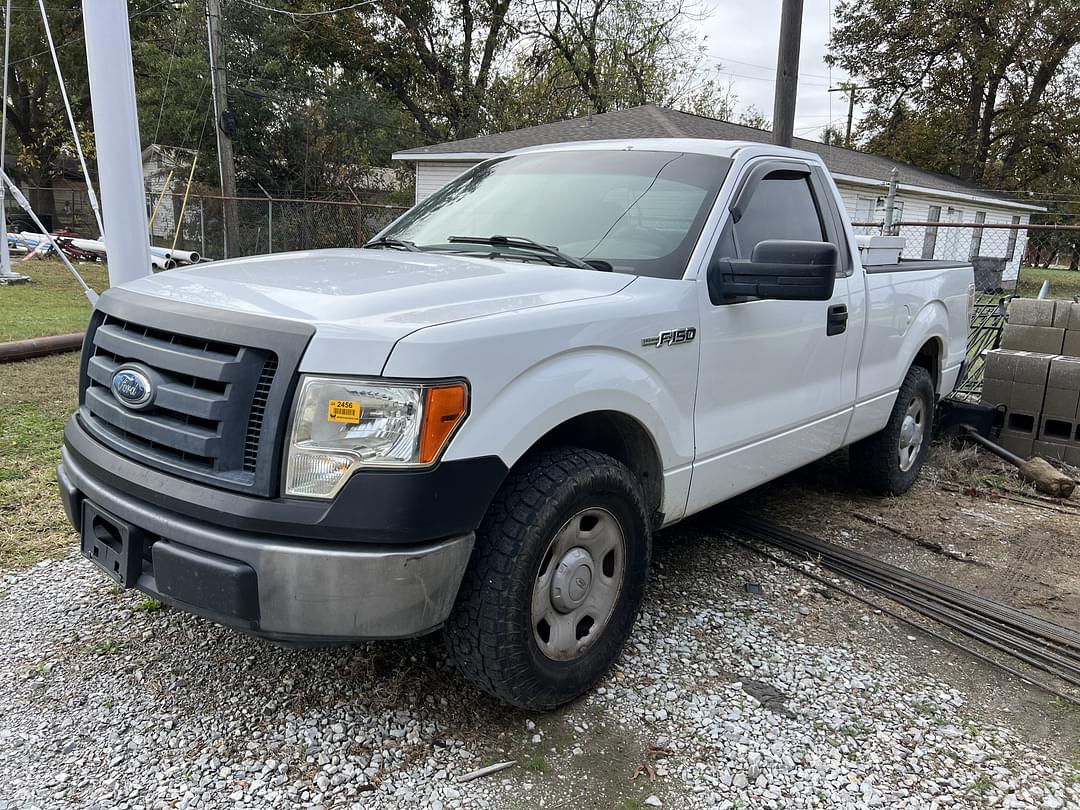 Image of Ford F-150 Primary image