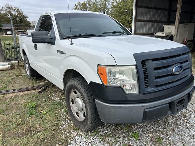 Image of Ford F-150 equipment image 2