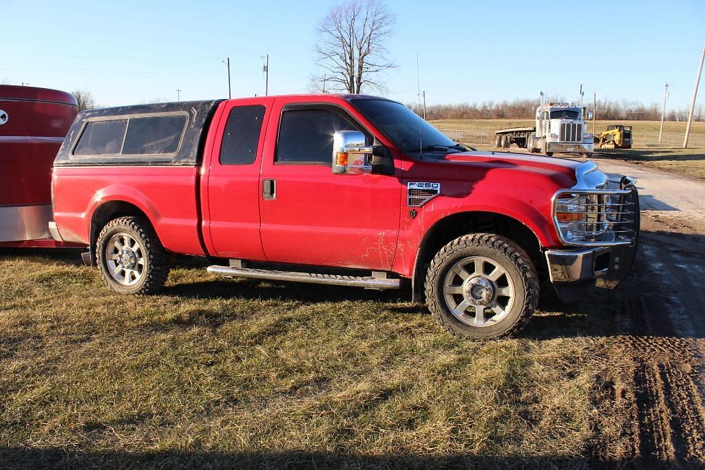 Image of Ford F-250 Primary image