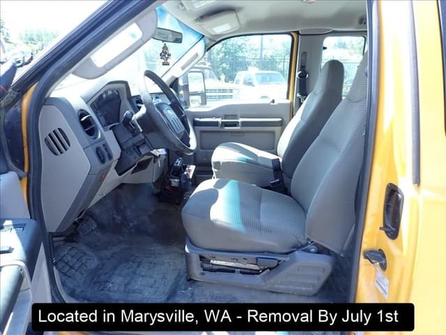 Image of Ford F-250 equipment image 3