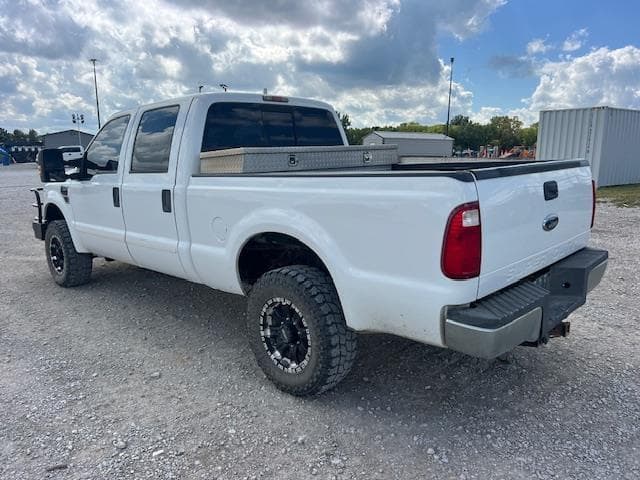 Image of Ford F-250 equipment image 3