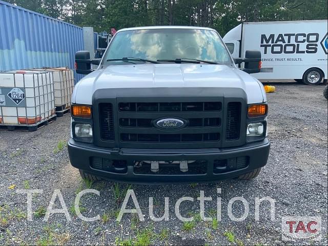 Image of Ford F-250 equipment image 1