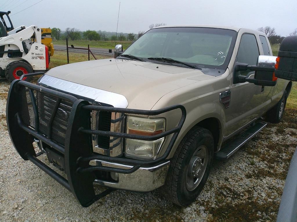 Image of Ford F-250 Image 0