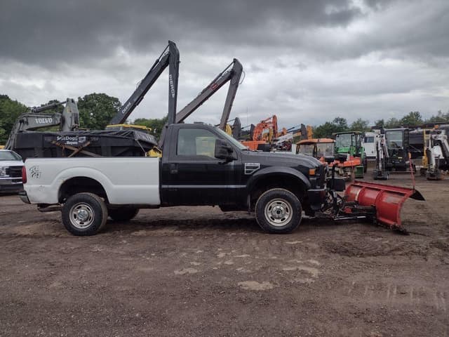 Image of Ford F-250 equipment image 2