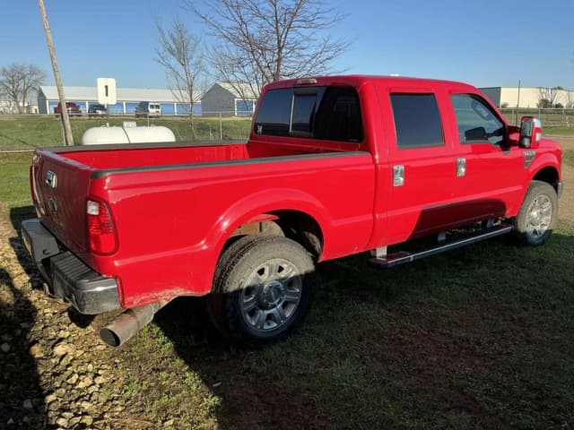 Image of Ford F-250 equipment image 3
