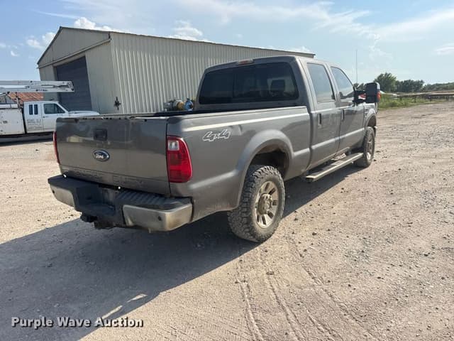 Image of Ford F-250 equipment image 4