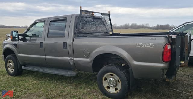 Image of Ford F-250 equipment image 1