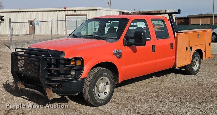 2009 Ford F-250 Equipment Image0