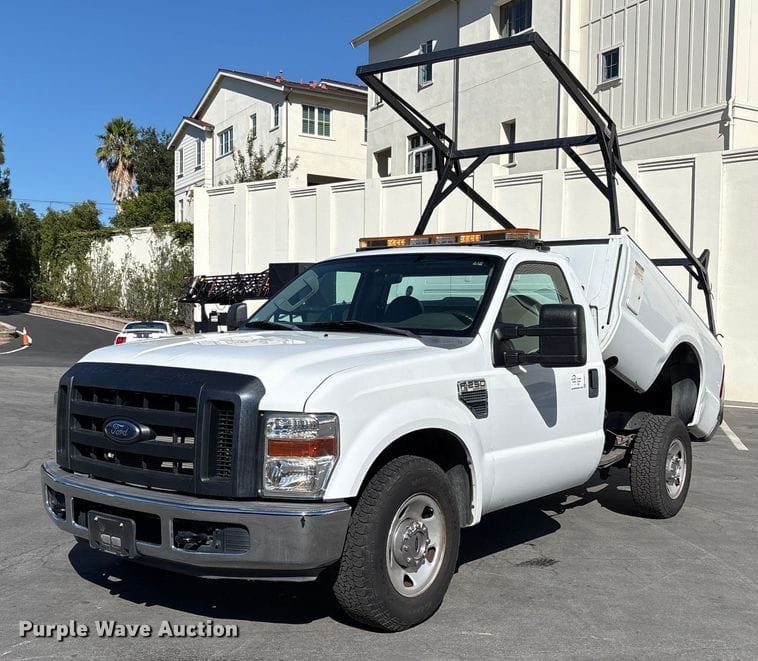 2009 Ford F-250 Equipment Image0