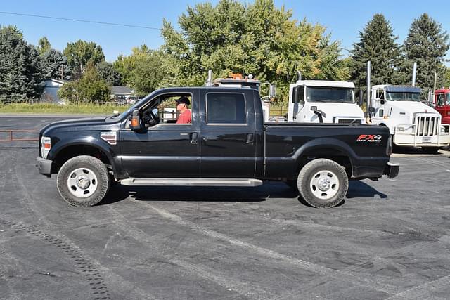 Image of Ford F-250 equipment image 1