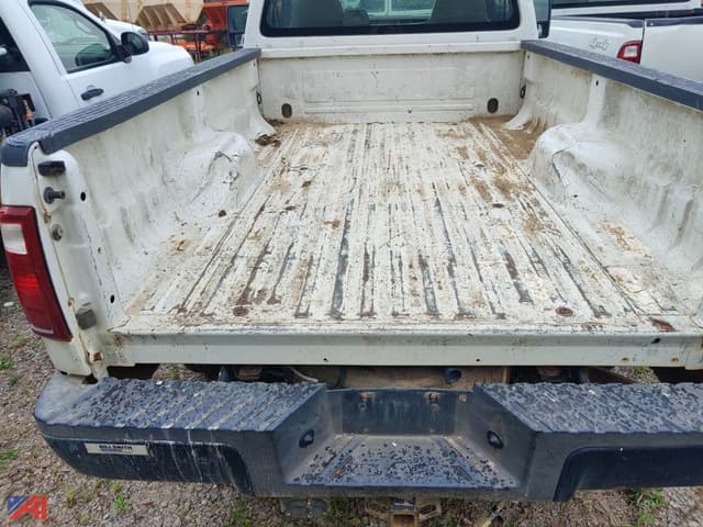 Image of Ford F-250 equipment image 3