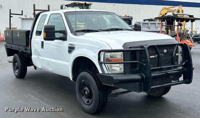 Image of Ford F-250 equipment image 2