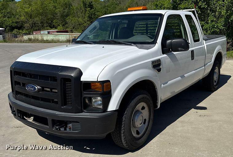 Image of Ford F-250 Primary image