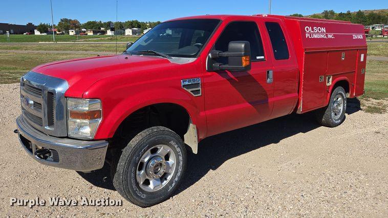 Image of Ford F-250 Primary image