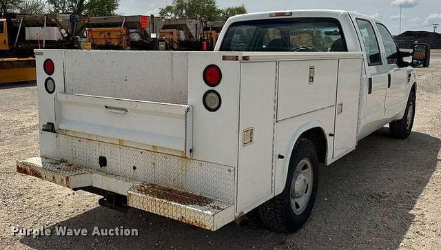Image of Ford F-250 equipment image 4