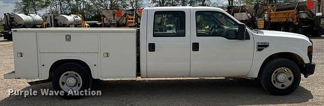Image of Ford F-250 equipment image 3