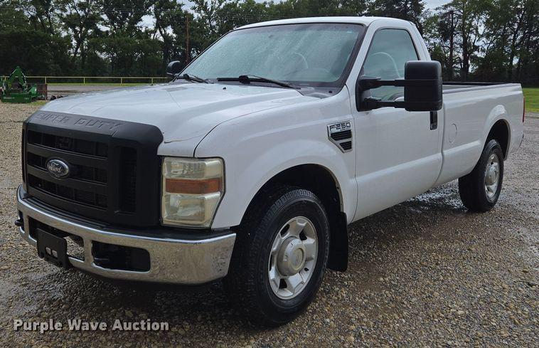 Image of Ford F-250 Primary image