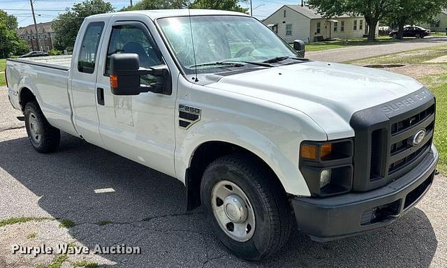 Image of Ford F-250 equipment image 2