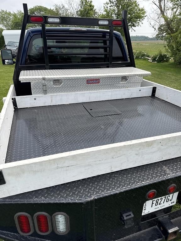 Image of Ford F-250 equipment image 4