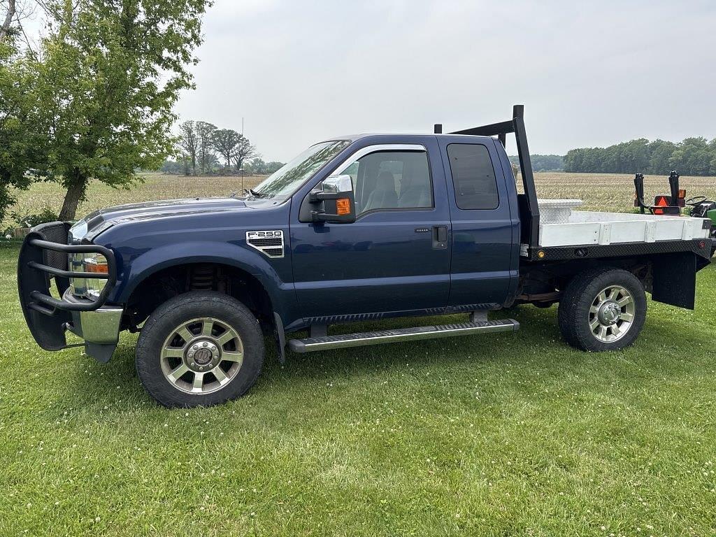 Image of Ford F-250 Primary image