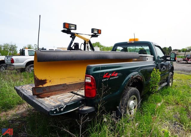 Image of Ford F-250 equipment image 4