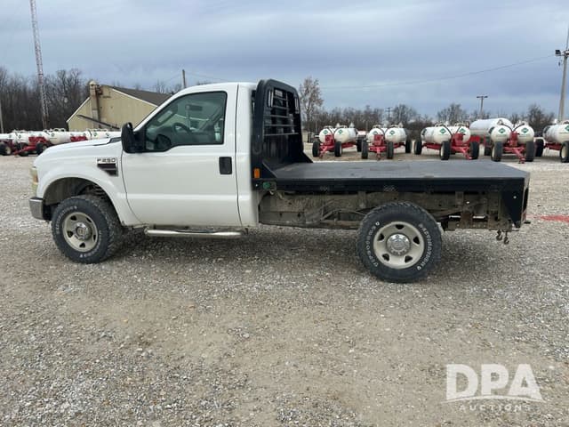 Image of Ford F-250 equipment image 4