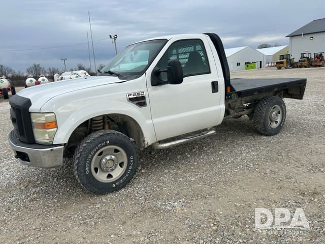 Image of Ford F-250 equipment image 1
