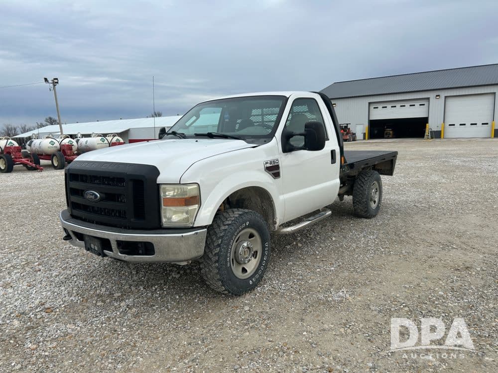 Image of Ford F-250 Primary image