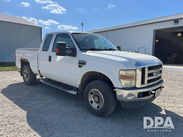Image of Ford F-250 equipment image 4