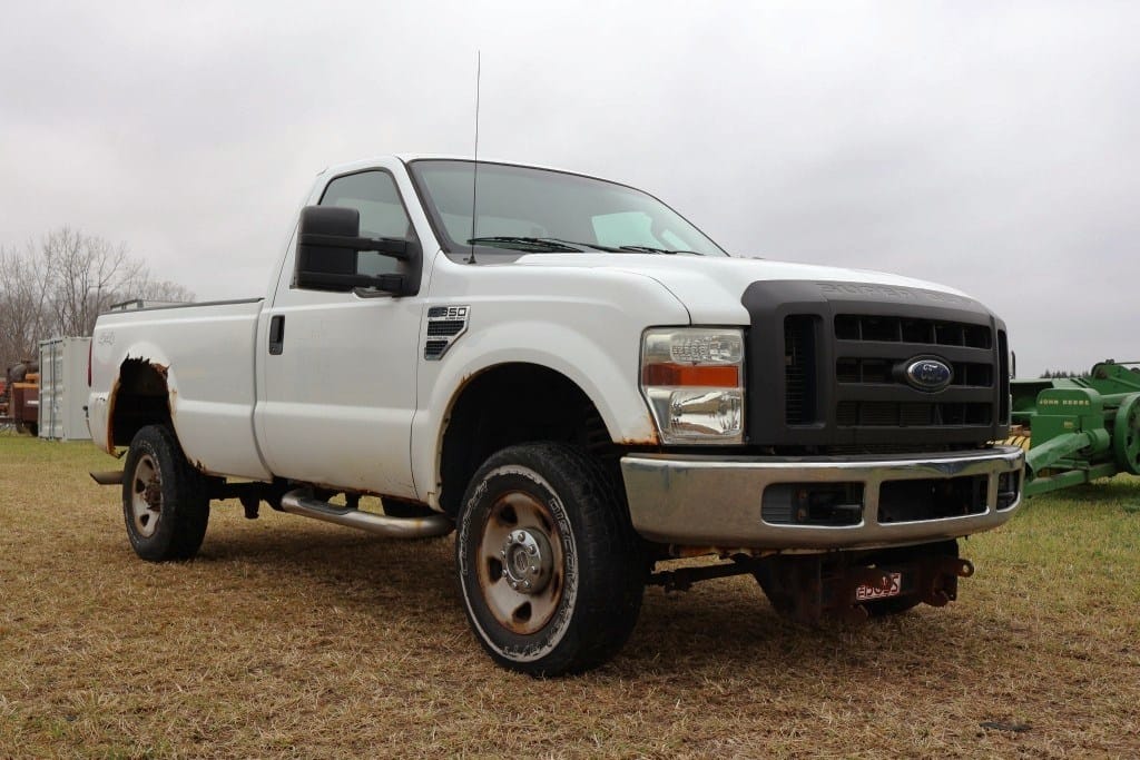 2009 Ford F-350 Equipment Image0