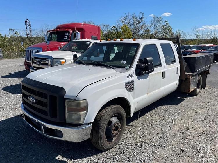 2009 Ford F-350 Equipment Image0