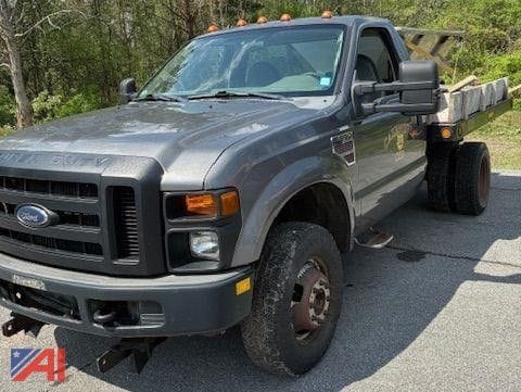 2009 Ford F-350 Equipment Image0