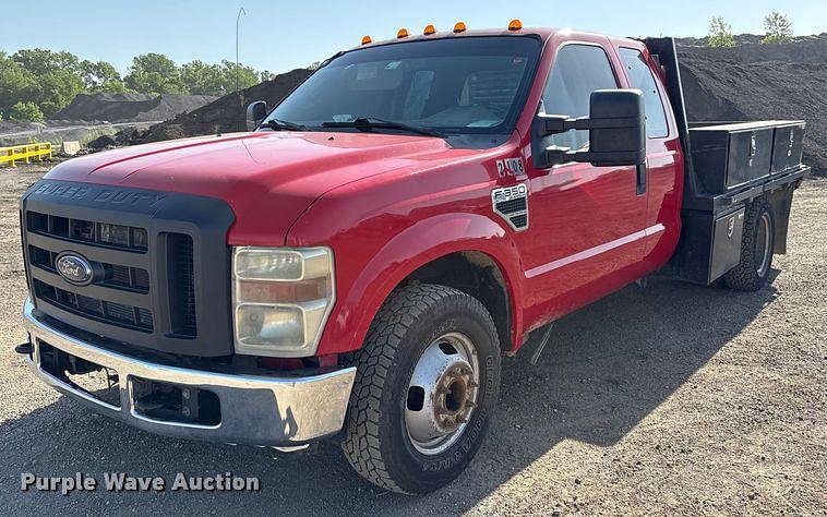Image of Ford F-350 Primary image