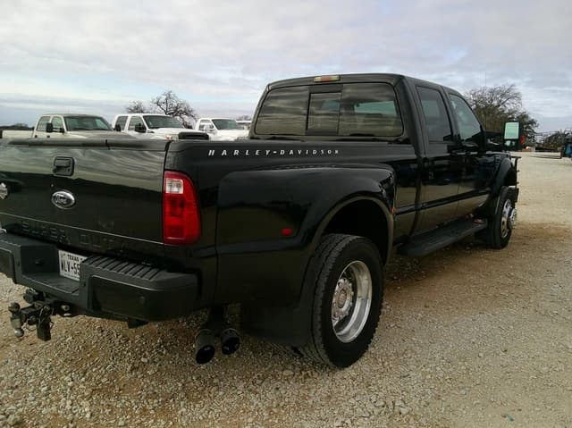 Image of Ford F-450 equipment image 4