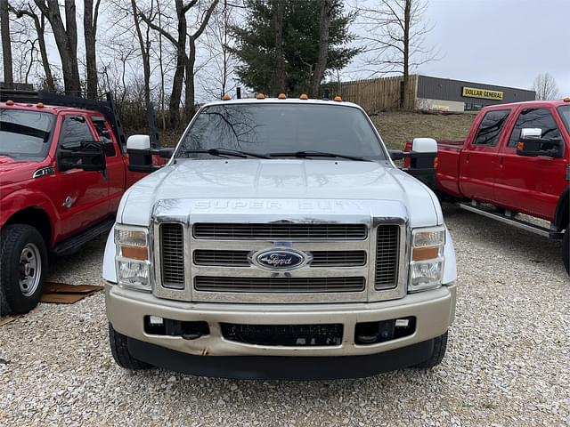 Image of Ford F-450 equipment image 1
