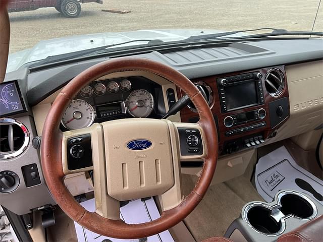 Image of Ford F-450 equipment image 4