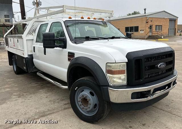 Image of Ford F-450 equipment image 2