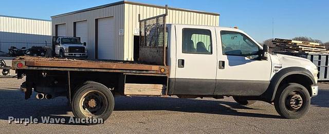 Image of Ford F-450 equipment image 3