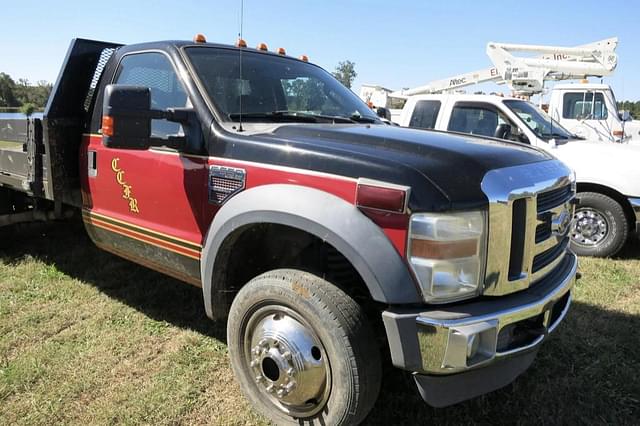 Image of Ford F-550 equipment image 1