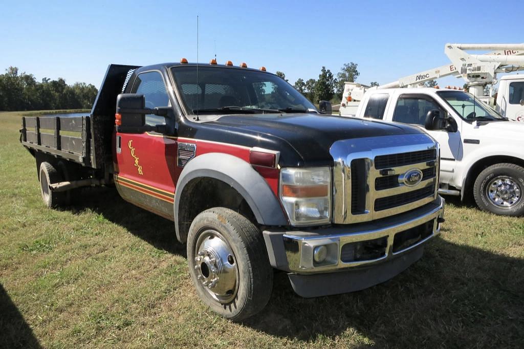 Image of Ford F-550 Primary image