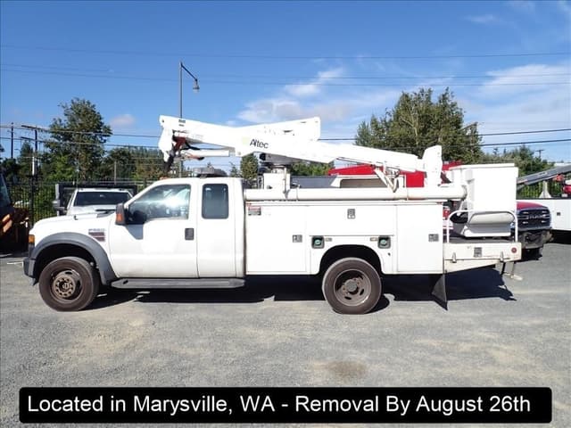 Image of Ford F-550 equipment image 2