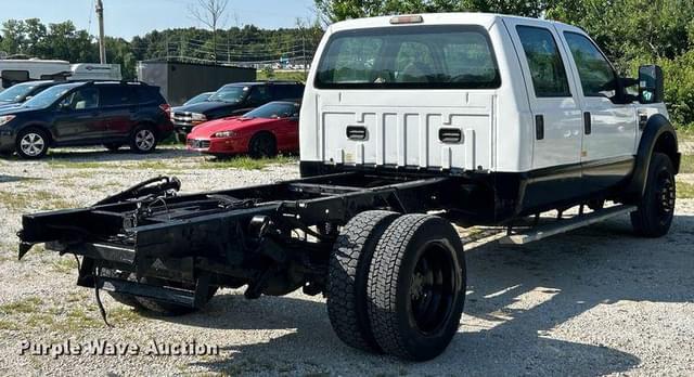 Image of Ford F-550 equipment image 4