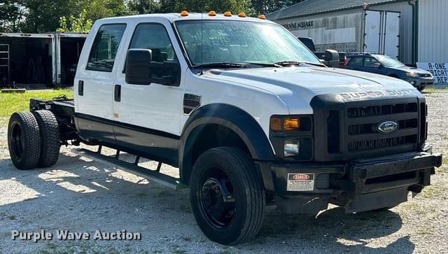 Image of Ford F-550 equipment image 2